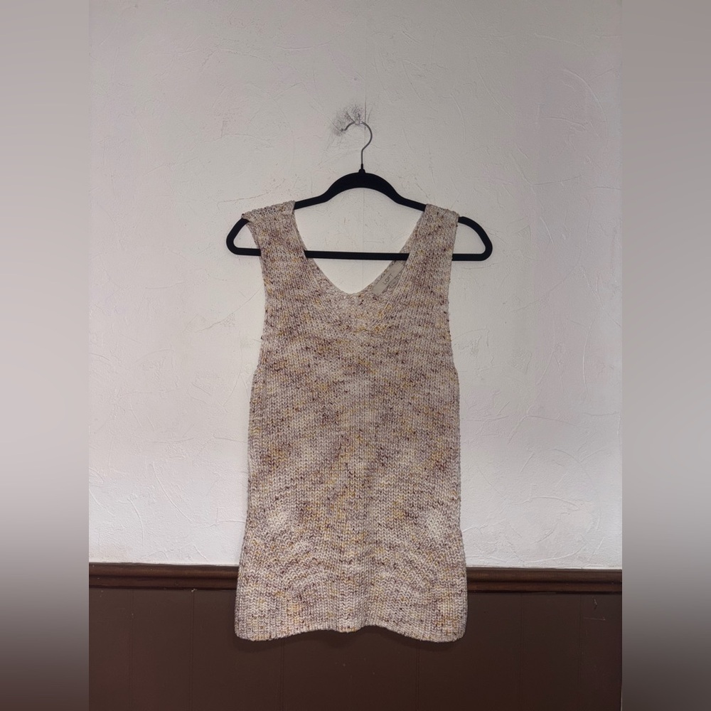 Loft — Cream Knit TankTop